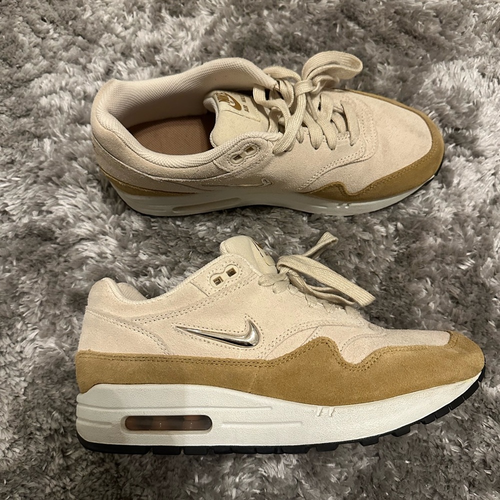 NIKE Air Max 1 Premium SC Beach - US 8.5